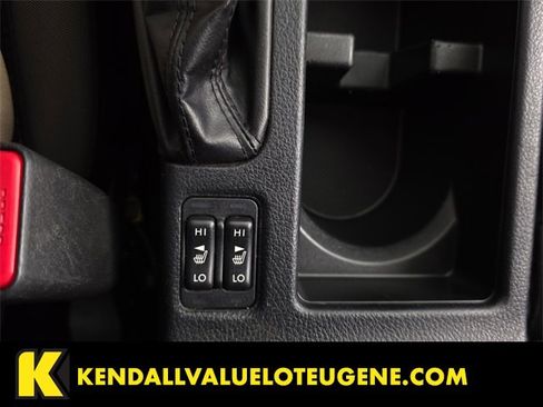 Used 2017 Subaru Crosstrek 2.0i Premium image 15