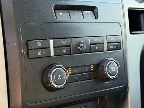 Used 2011 Ford F150 Lariat image 22