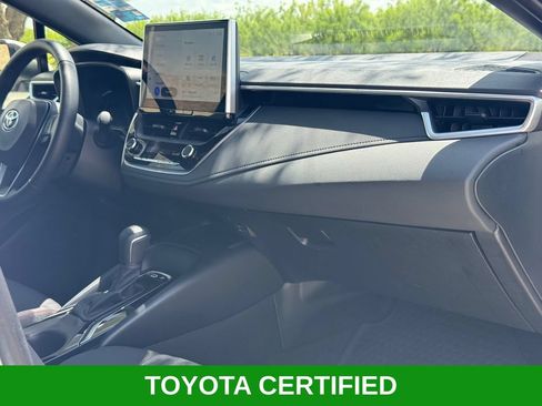 Certified 2025 Toyota Corolla SE w/ SE Premium Package FWD image 23