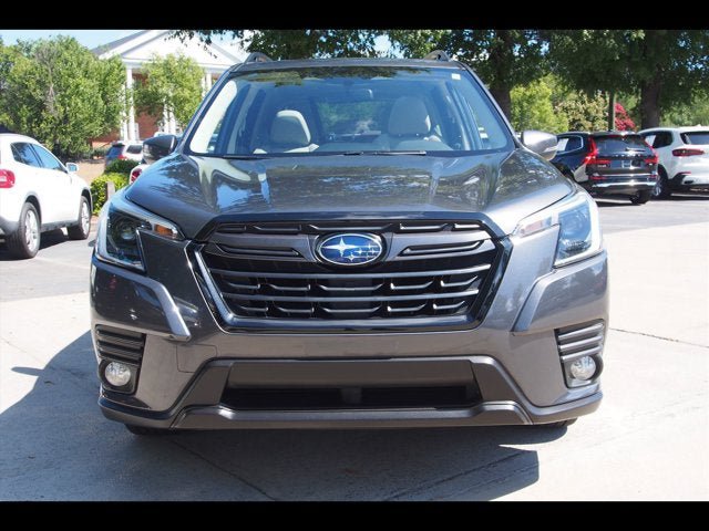 Used 2023 Subaru Forester Limited AWD/4WD image 8