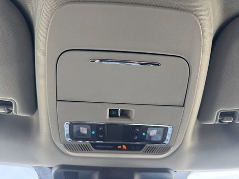 Used 2023 Ford F150 Lariat AWD/4WD image 41