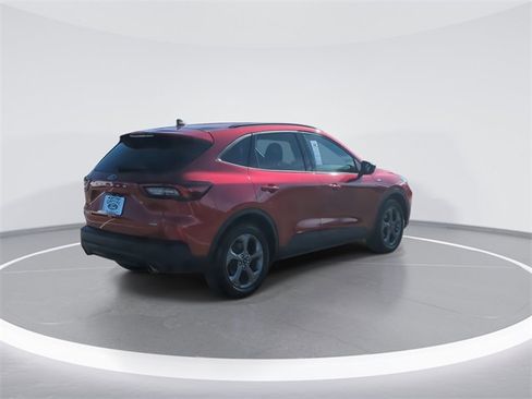 Used 2025 Ford Escape ST-Line w/ Equipment Group 301A image 8