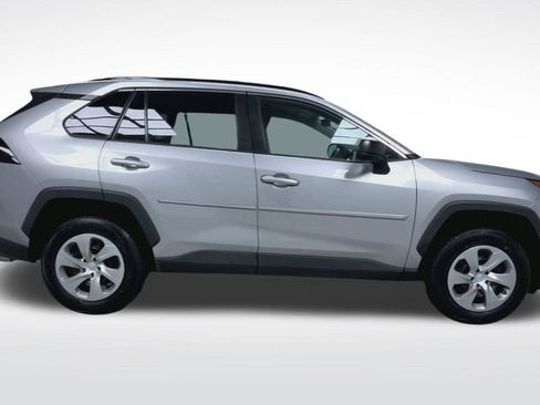 Certified 2021 Toyota RAV4 LE image 10