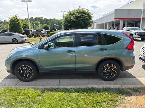 Used 2016 Honda CR-V SE image 9