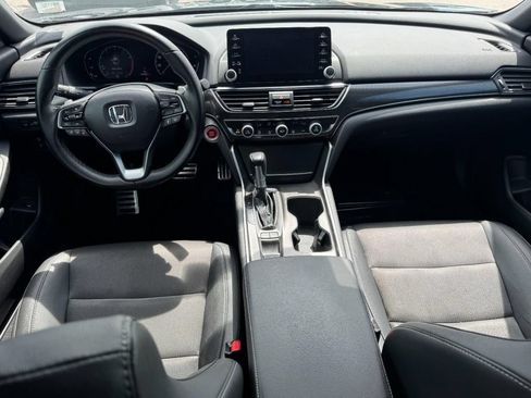 Used 2020 Honda Accord Sport image 11