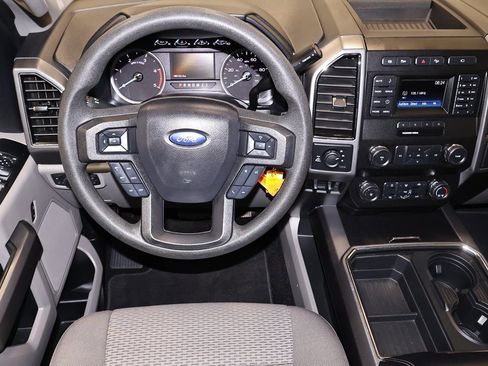 Certified 2019 Ford F250 XLT w/ XLT Value Package image 21