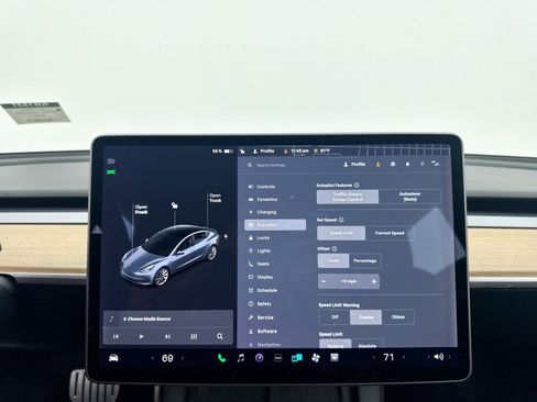 Used 2021 Tesla Model 3 Performance image 25