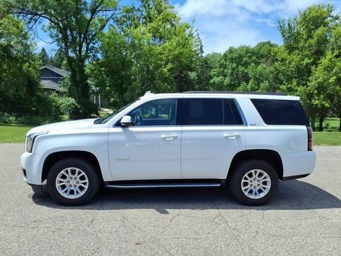Used 2020 GMC Yukon SLT AWD/4WD image 6
