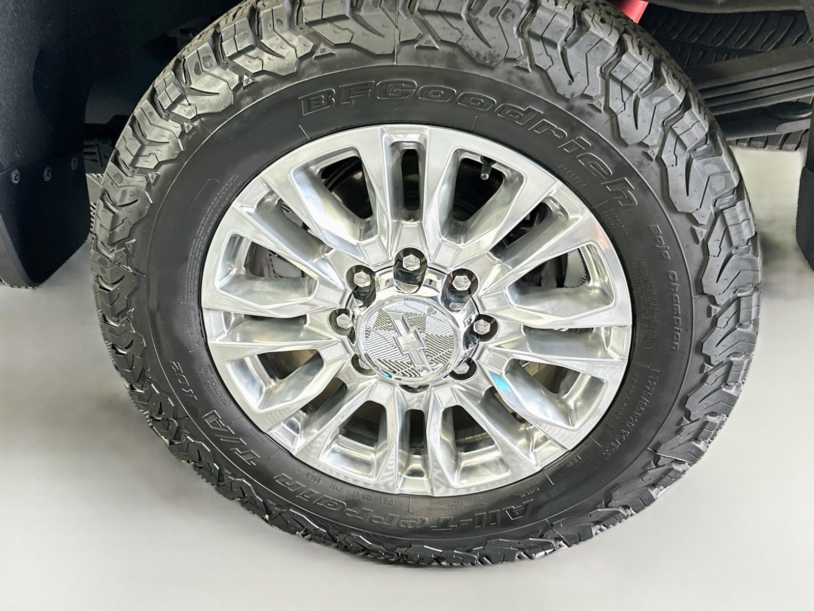 Used 2020 Chevrolet Silverado 2500 High Country w/ Z71 Off-Road Package AWD/4WD image 33