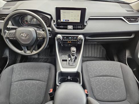 Used 2023 Toyota RAV4 XLE FWD image 20