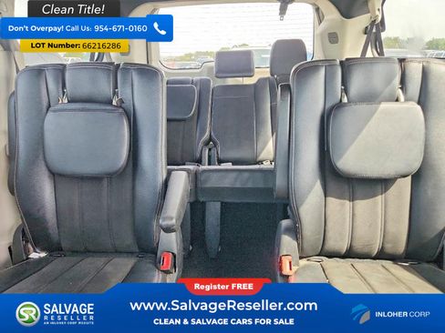 Used 2019 Dodge Grand Caravan SXT FWD image 13