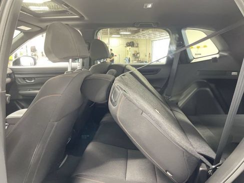 Used 2025 Honda CR-V Sport image 26