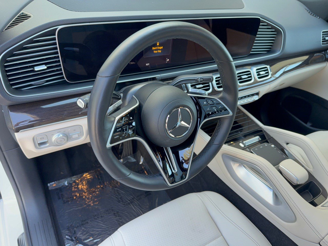 Certified 2026 Mercedes-Benz GLE 350 4MATIC image 4