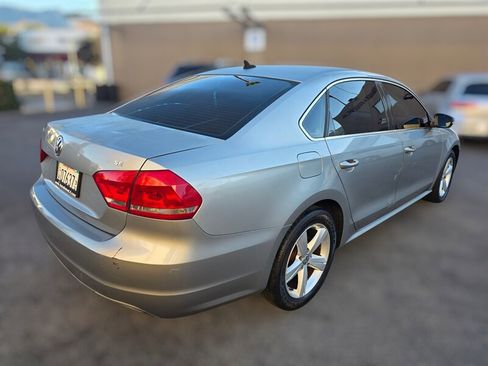 Used 2013 Volkswagen Passat 2.5 SE image 6