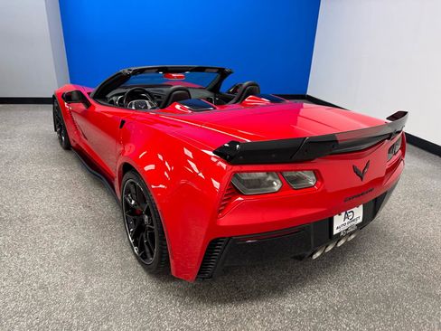 Used 2017 Chevrolet Corvette Z06 RWD image 12