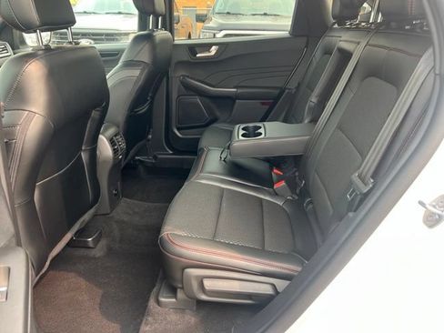 Certified 2024 Ford Escape ST-Line w/ Tech Pack #1 AWD/4WD image 20