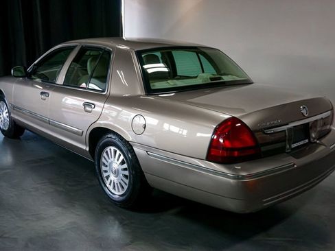 Used 2006 Mercury Grand Marquis LS image 31