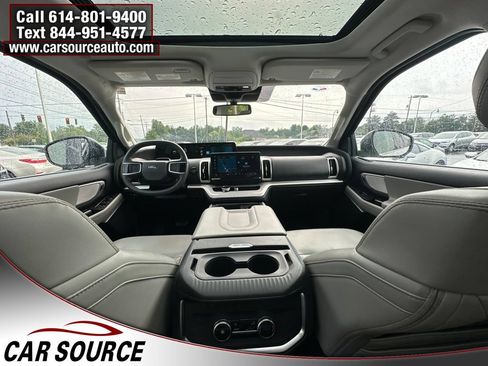 Used 2025 Ford Expedition Max Active AWD/4WD image 23