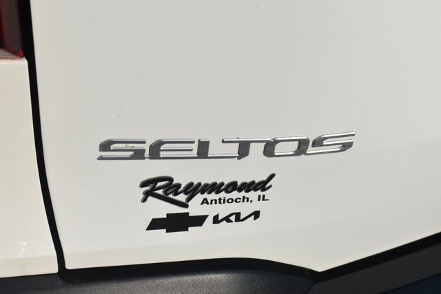Used 2024 Kia Seltos S AWD/4WD image 16