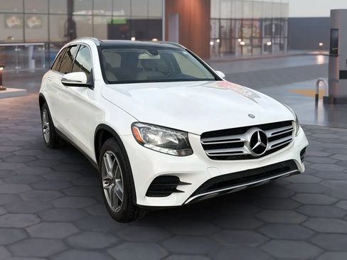 Used 2017 Mercedes-Benz GLC 300 GLC 300 Sport Utility 4D w/ Premium 2 Package image 18