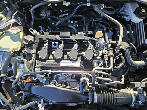 Used 2020 Honda Civic Sport image 29