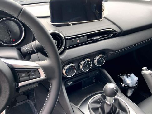 New 2026 MAZDA MX-5 Miata RF Grand Touring RWD image 6