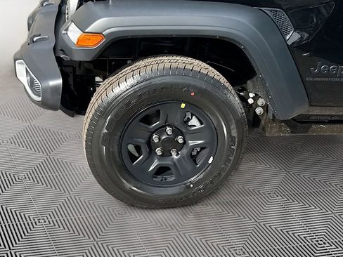 New 2026 Jeep Gladiator Sport image 33