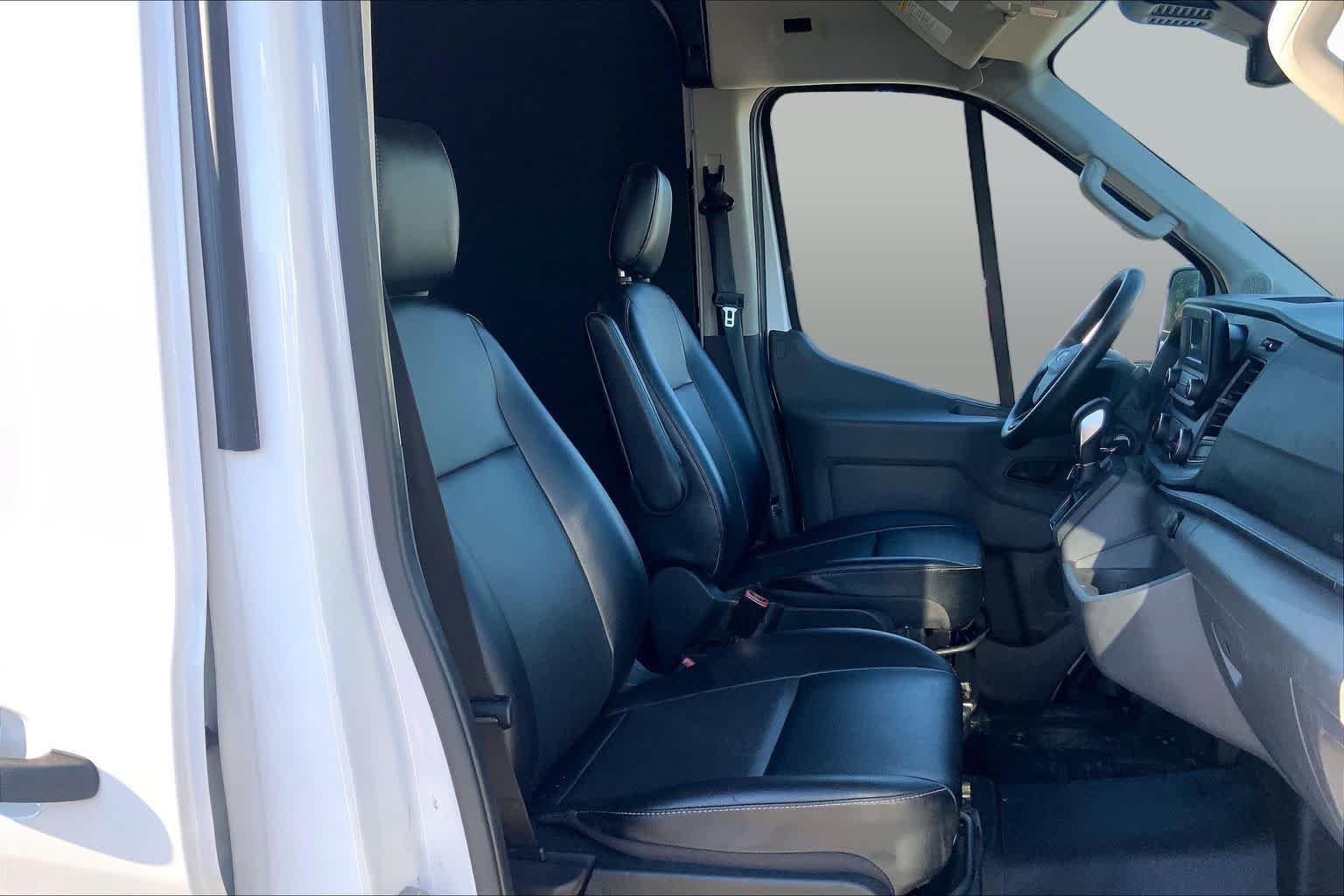 Used 2023 Ford Transit 250 Medium Roof w/ Load Area Protection Package RWD image 9