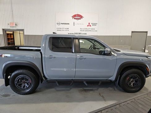 Used 2025 Nissan Frontier PRO-4X w/ Pro Premium Package AWD/4WD image 2