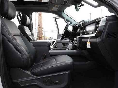 Used 2026 Ford F450 Lariat AWD/4WD image 34