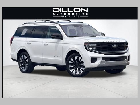 Used 2025 Ford Expedition Platinum w/ Driver's Package AWD/4WD image 1