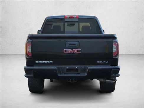 Used 2018 GMC Sierra 1500 Denali w/ Denali Ultimate Package image 6
