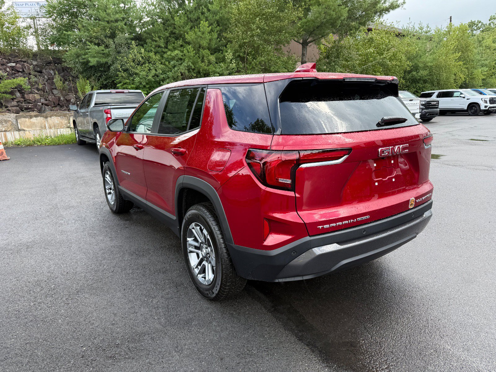 New 2027 GMC Terrain Elevation AWD/4WD image 2