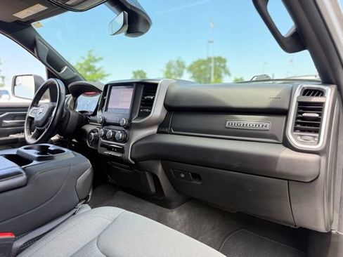 Used 2022 RAM 1500 Big Horn AWD/4WD image 15