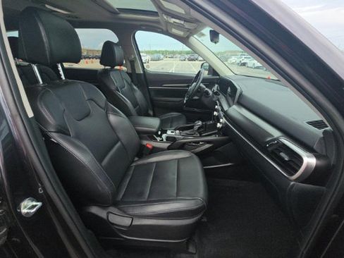 Used 2025 Kia Telluride S FWD image 13
