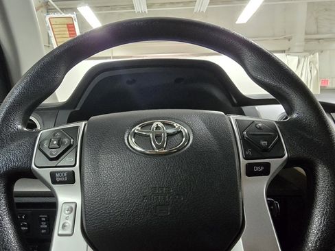 Used 2017 Toyota Tundra SR5 image 27