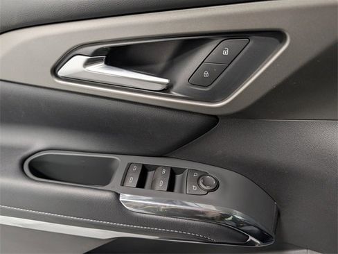 New 2026 Chevrolet Traverse LT image 16