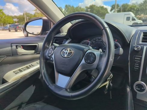 Used 2012 Toyota Camry SE image 24