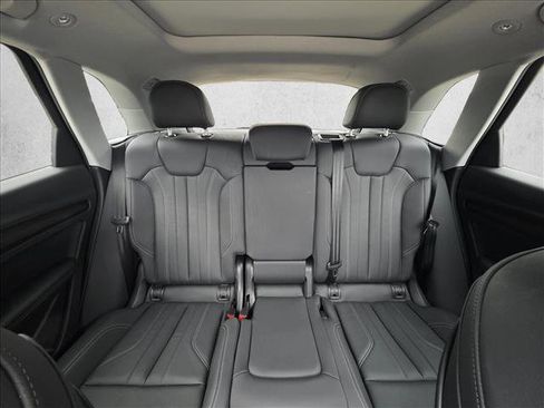 Certified 2025 Audi Q5 e Premium Plus AWD/4WD image 14