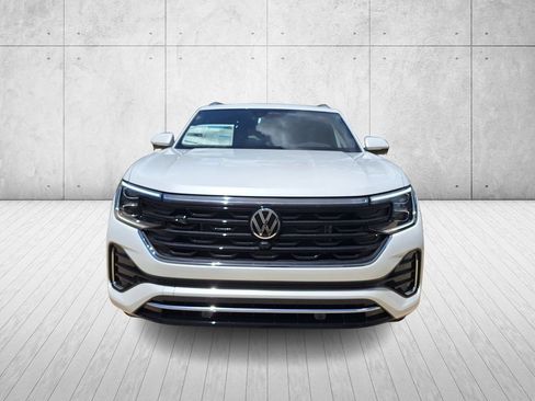 Used 2025 Volkswagen Atlas Cross Sport SEL Premium R-Line AWD/4WD image 2