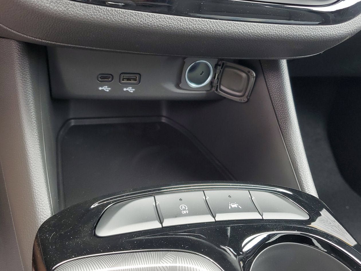 New 2026 Buick Envista Sport Touring w/ Convenience I Package FWD image 23