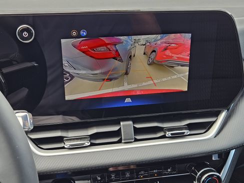 New 2026 Chevrolet Equinox LT FWD image 19
