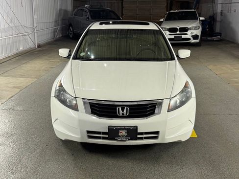 Used 2009 Honda Accord EX image 2