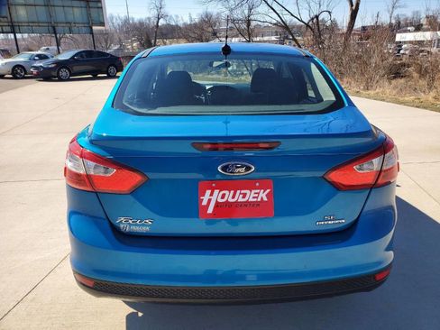 Used 2014 Ford Focus SE FWD image 5