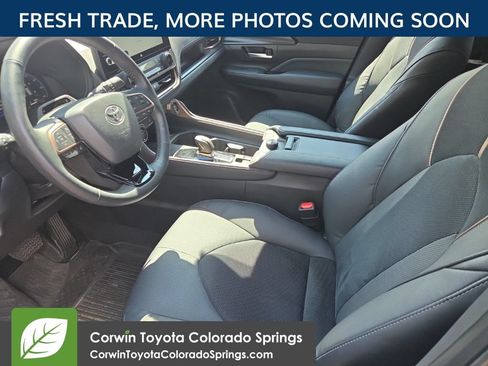 Used 2025 Toyota Grand Highlander AWD Hybrid image 11