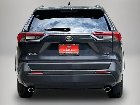 Used 2025 Toyota RAV4 XLE AWD/4WD image 6