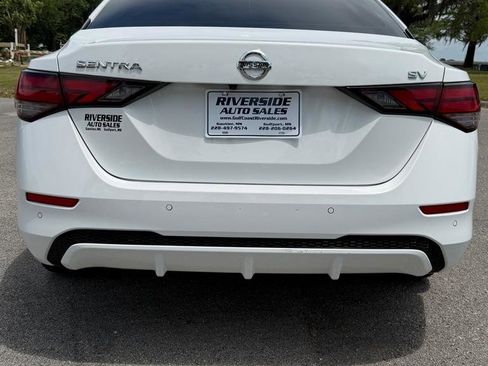 Used 2022 Nissan Sentra SV FWD image 4