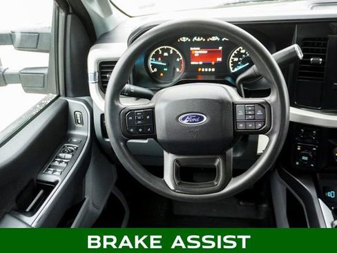 Used 2023 Ford F350 XLT image 9