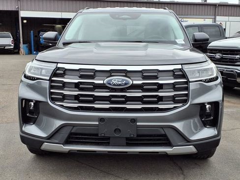 New 2026 Ford Explorer Active w/ Active Comfort Package RWD image 2
