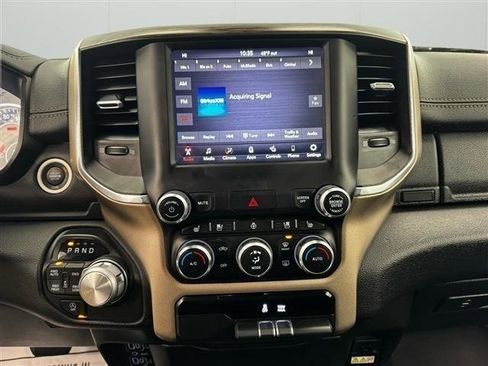 Used 2019 RAM 1500 Laramie AWD/4WD image 23